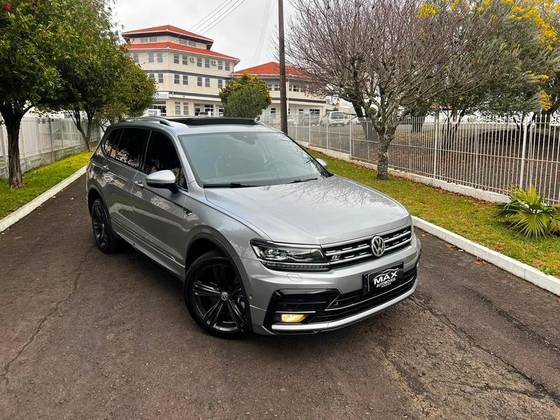 VOLKSWAGEN TIGUAN 2.0 350 TSI GASOLINA ALLSPACE R-LINE 4MOTION DSG VOLKSWAGEN TIGUAN 2.0 350 TSI GASOLINA ALLSPACE R-LINE 4MOTION DSG